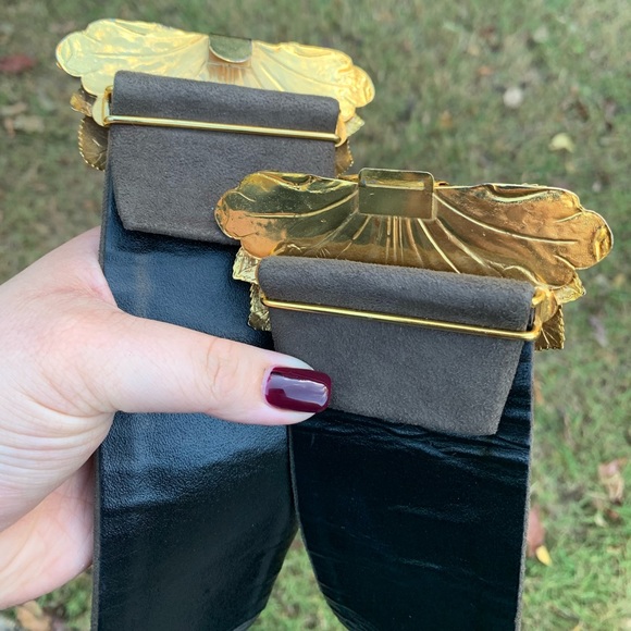 Vintage Leather/Suede & Brass Leaf Belt - Picture 13 of 16